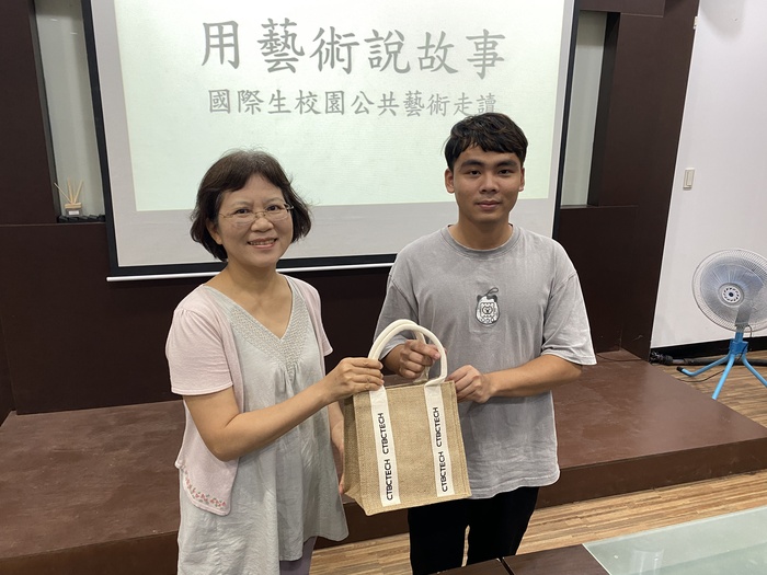用藝術說故事-境外生校園公共藝術走讀圖片