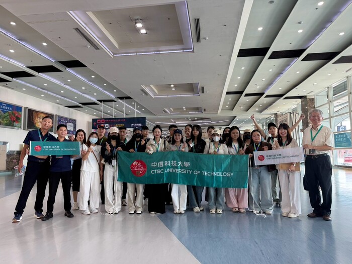 115年溫馨接機！歡迎南向專班、華語先修班新生來臺圖片